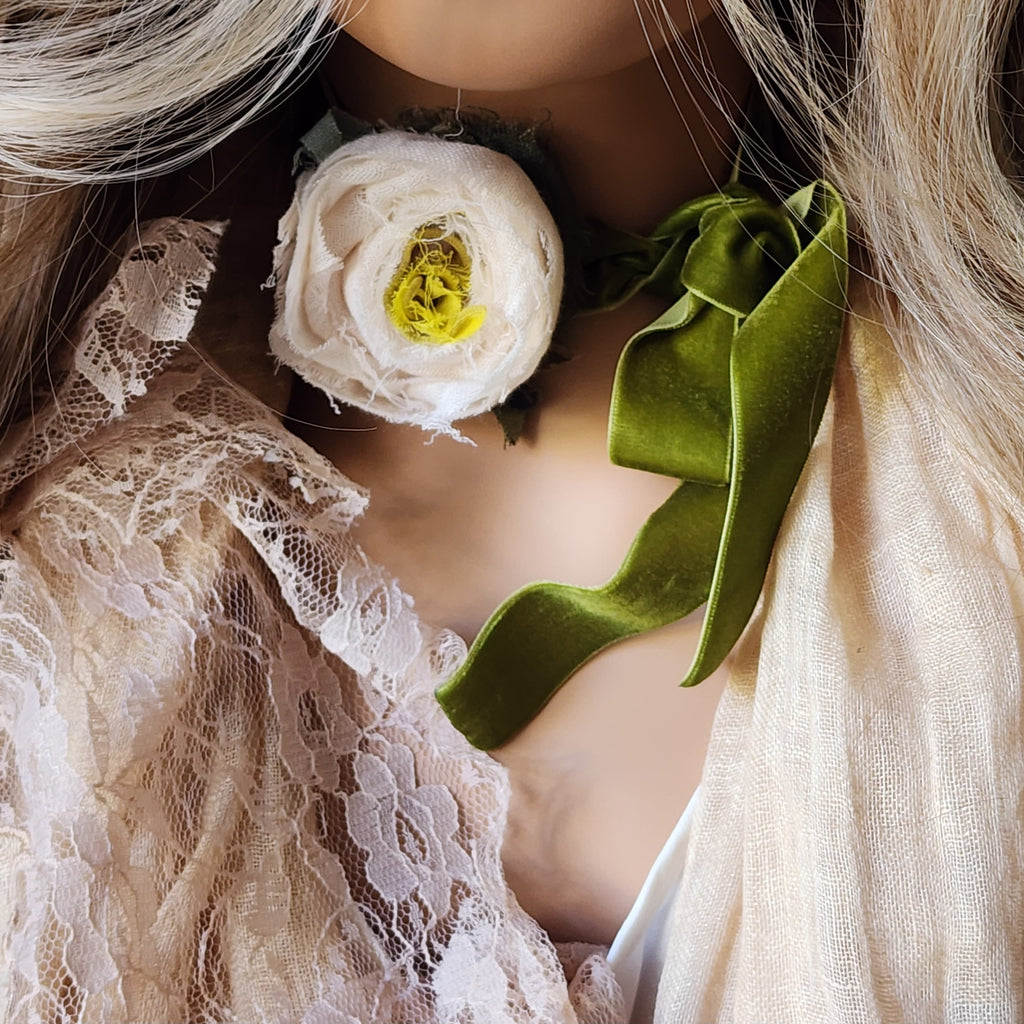 Leonora / Boho Rose Choker Flower Tie Brooch Clip Upcycled Jabot Magnolia Apple Blossom Upcycled Concept Store